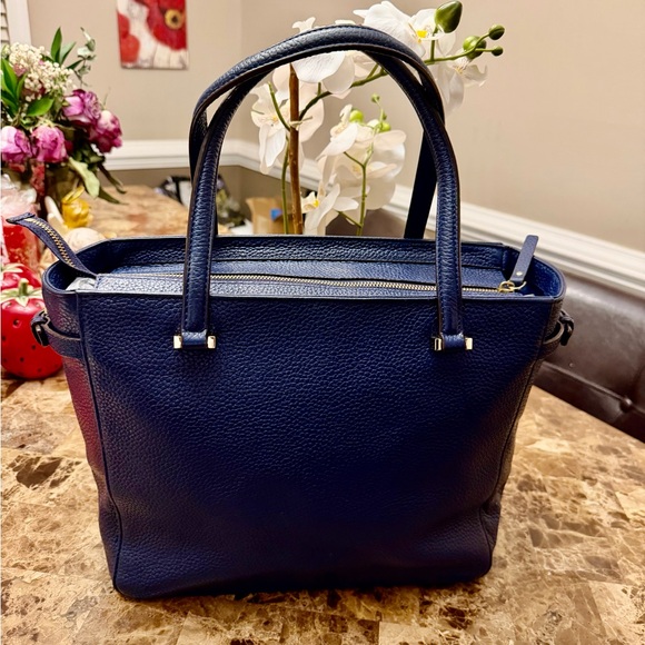Kate Spade Grant Park Shelby Satchel - Picture 4 of 16